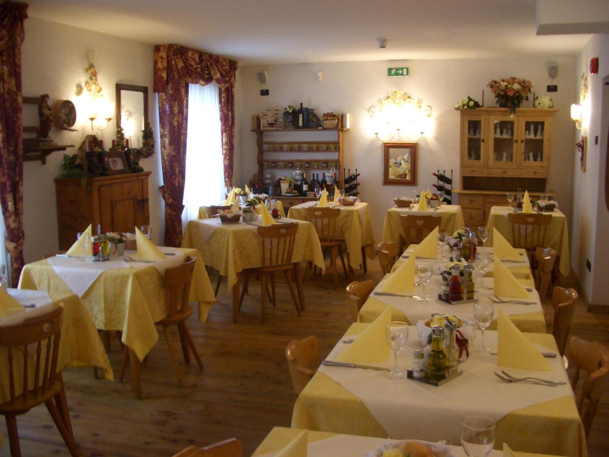 Chalet Fiocco Di Neve Пинцоло Екстериор снимка