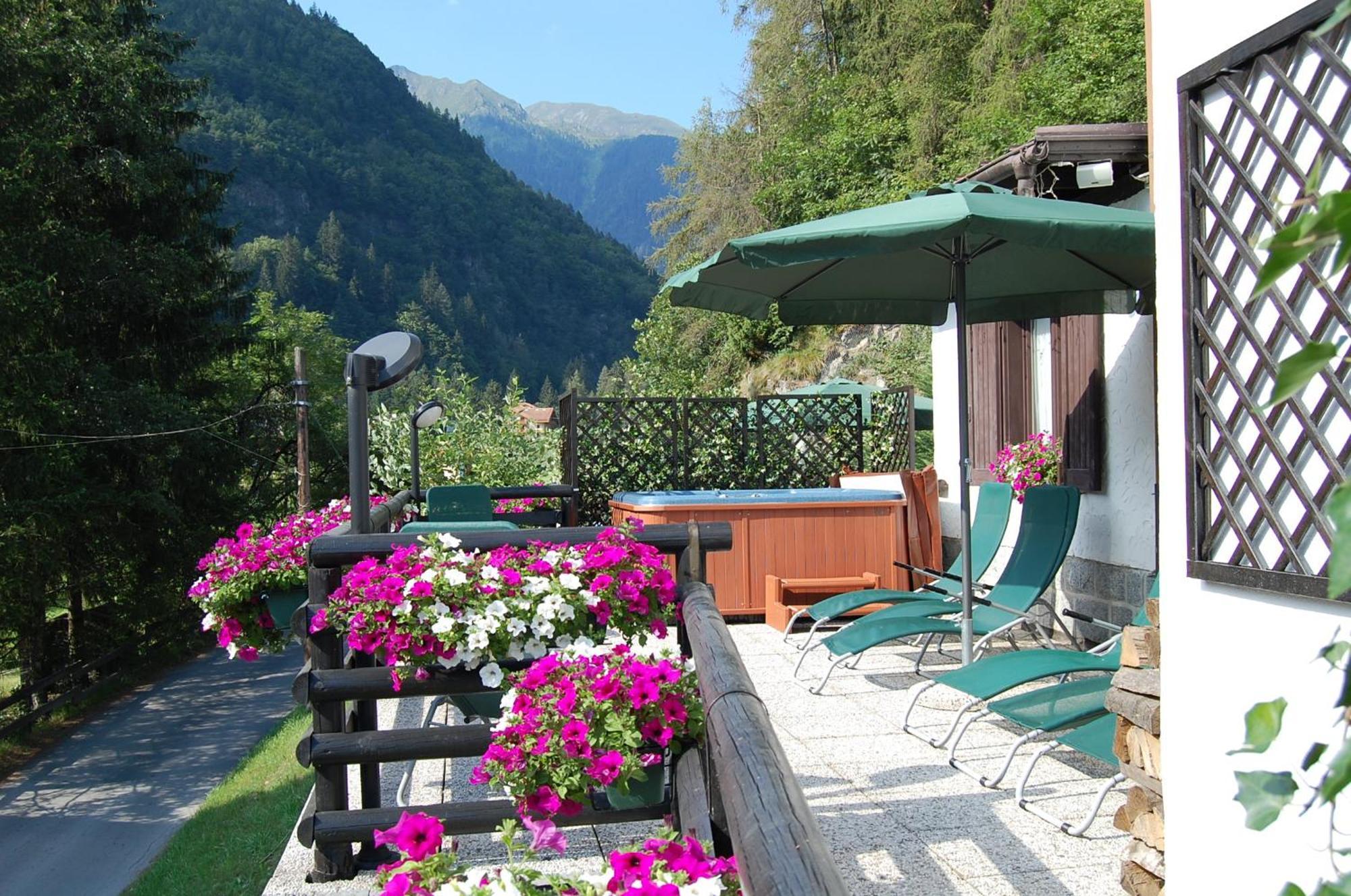 Chalet Fiocco Di Neve Пинцоло Екстериор снимка
