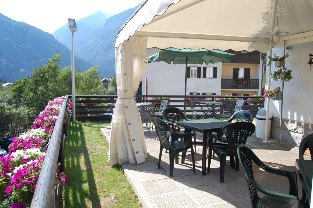 Chalet Fiocco Di Neve Пинцоло Екстериор снимка